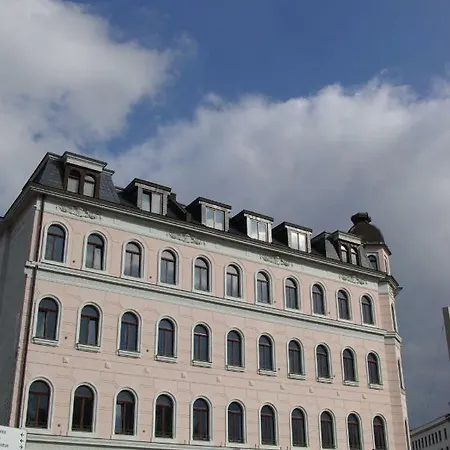 Apartamento In Der Friedrich Ebert Strasse 90 Sportforum *