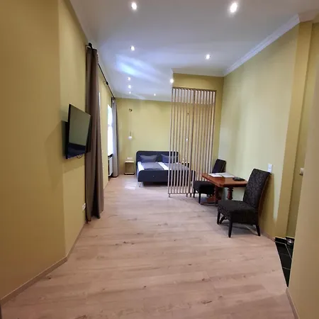 In Der Friedrich Ebert Strasse 90 Sportforum Apartment *