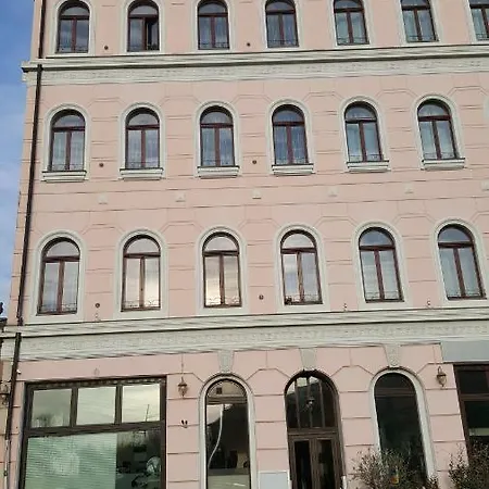 公寓 In Der Friedrich Ebert Strasse 90 Sportforum *
