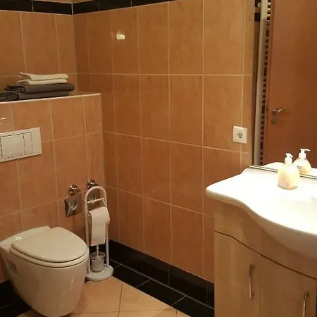 Apartamento In Der Friedrich Ebert Strasse 90 Sportforum Leipzig