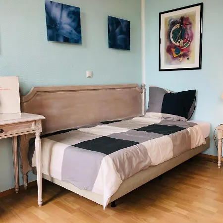Apartment In Der Friedrich Ebert Strasse 90 Sportforum *