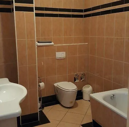 In Der Friedrich Ebert Strasse 90 Sportforum アパート *